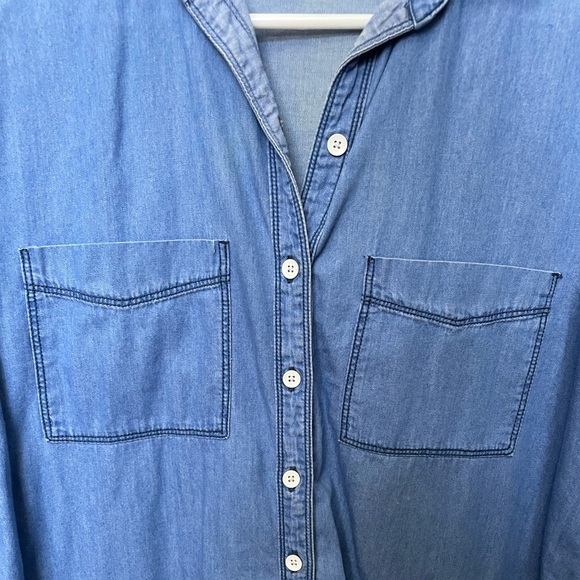 Jean button down - Picture 2 of 4
